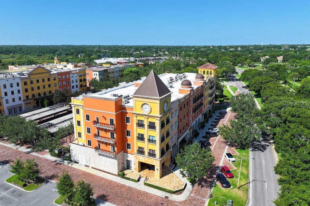 This 850 SF corner office suite at 2295 S Hiawassee Rd #404 is in the Veranda Office Park, known for its professional atmosphere and Italian-inspired architecture. Suite 404 features a large open work area, a private enclosed office, and a welcoming sitting room—offering flexibility for a variety of business needs. As a corner unit, it benefits from windows on two sides, filling the space with natural light throughout the day. The building is elevator-served and offers ample surface parking for tenants and guests. Positioned in the heart of MetroWest, the office is just minutes from MetroWest Golf Club and surrounded by restaurants, retail, and residential neighborhoods, with easy access to major roads.