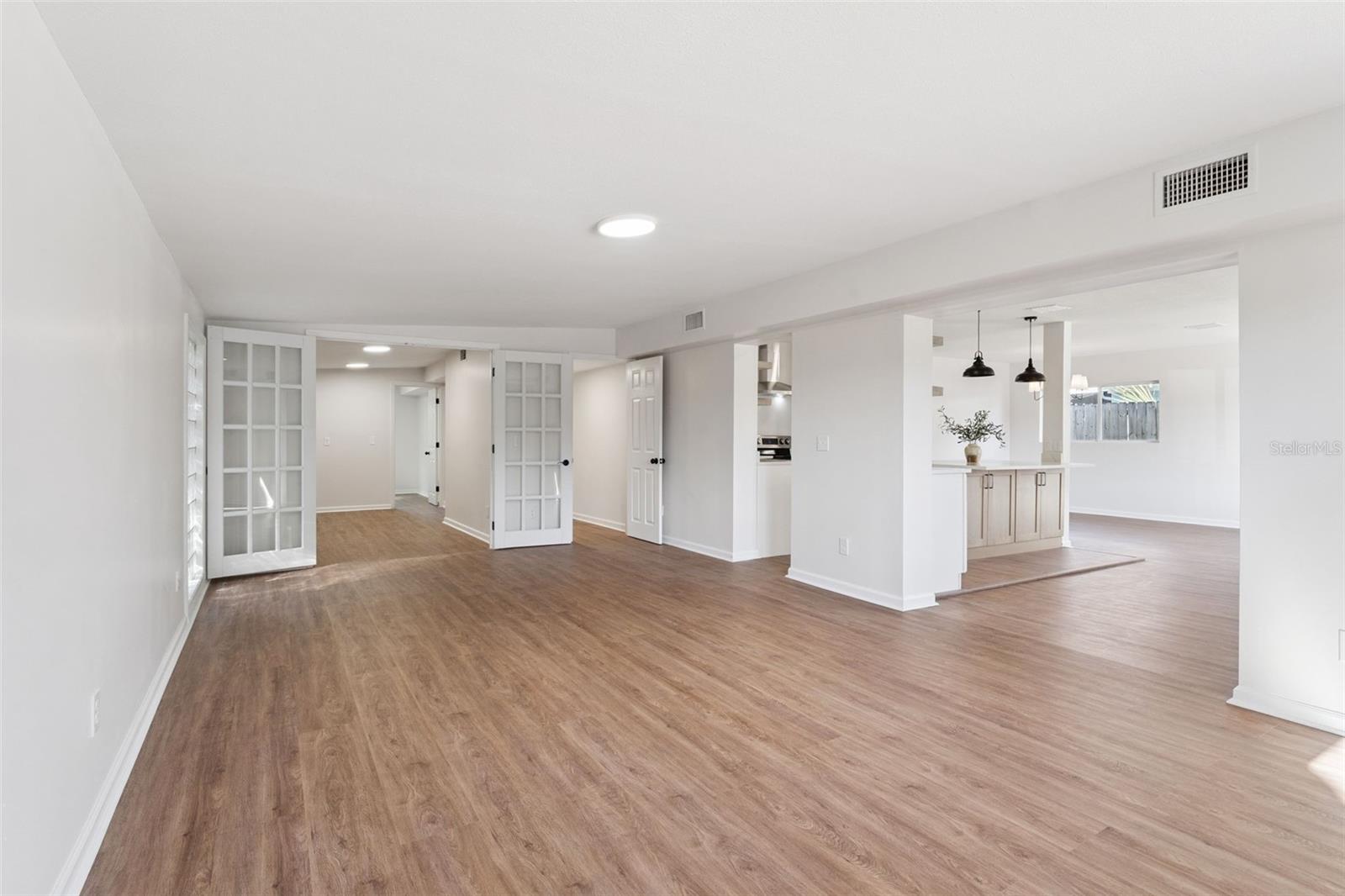 COUNTRY CLUB ADD - Residential