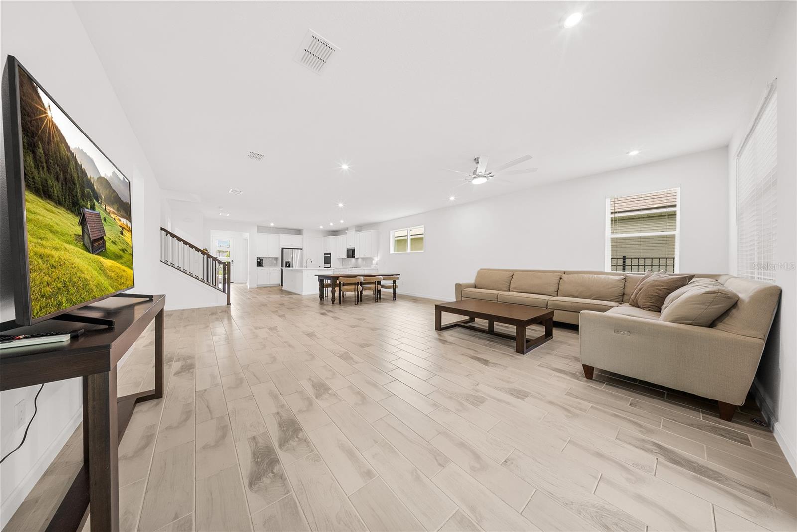 MERIDIAN PARKS - Residential