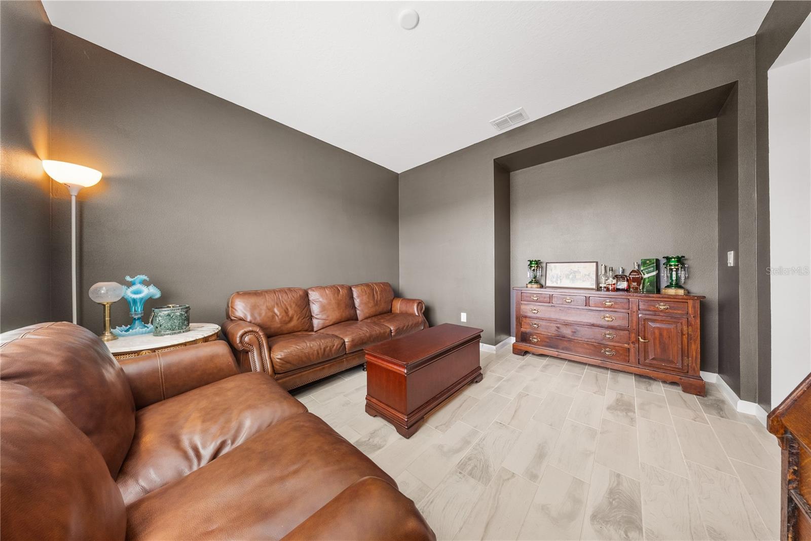 MERIDIAN PARKS - Residential