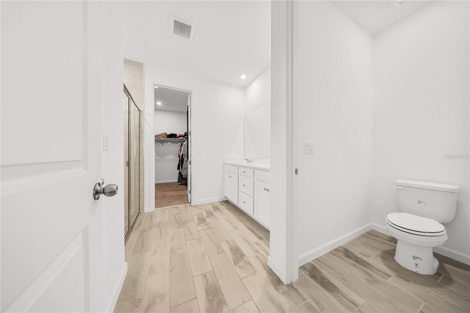 MERIDIAN PARKS - Residential
