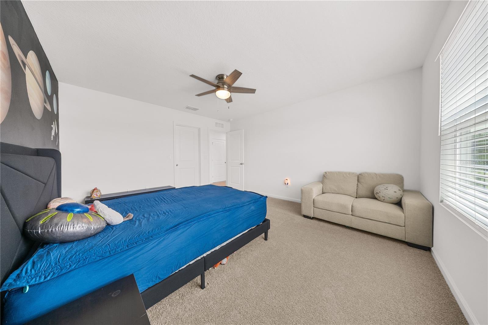 MERIDIAN PARKS - Residential