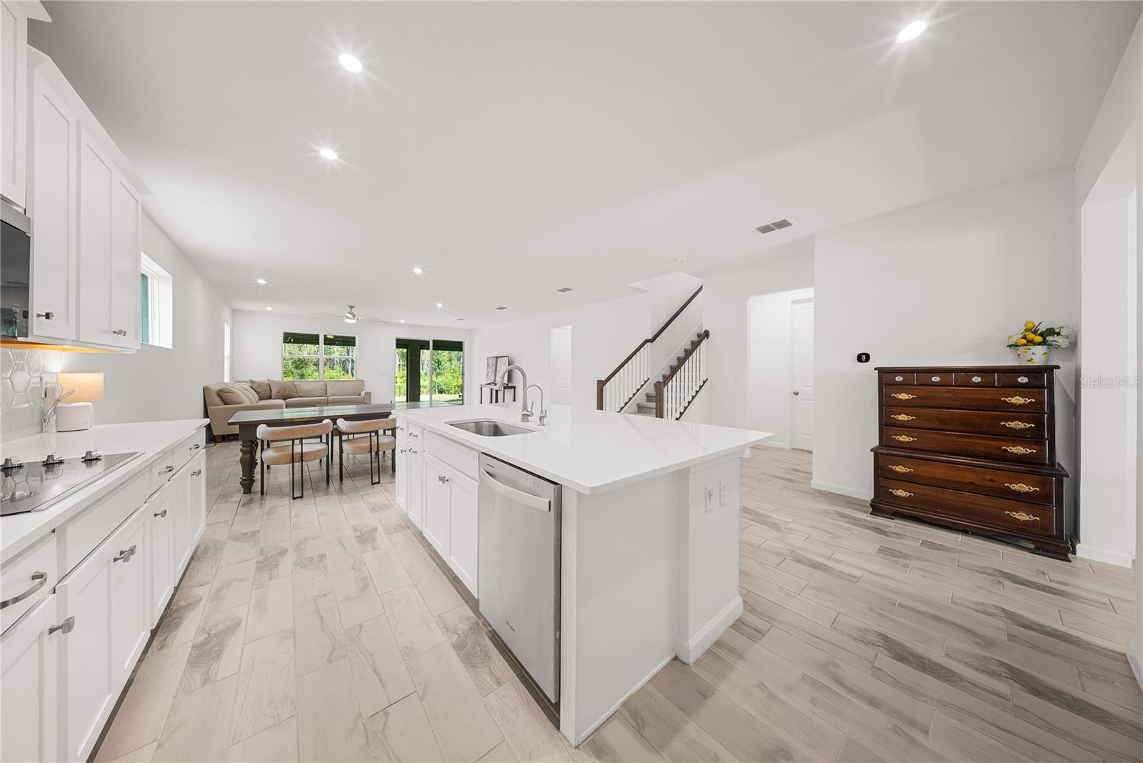 MERIDIAN PARKS - Residential