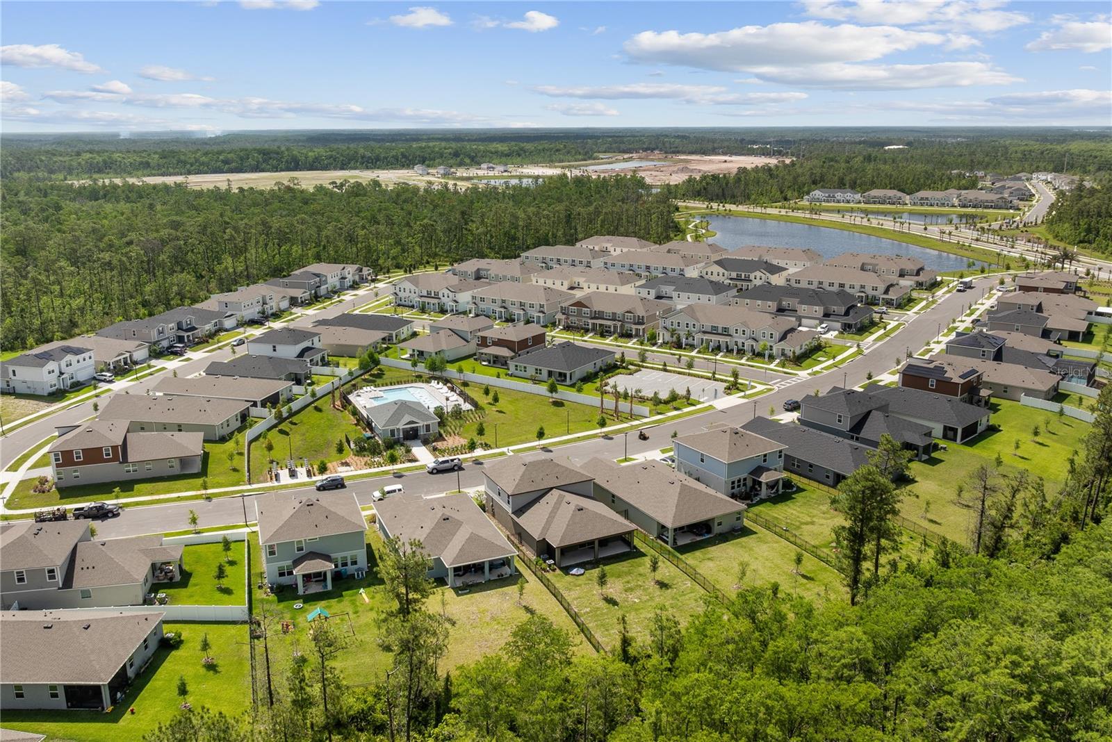 MERIDIAN PARKS - Residential