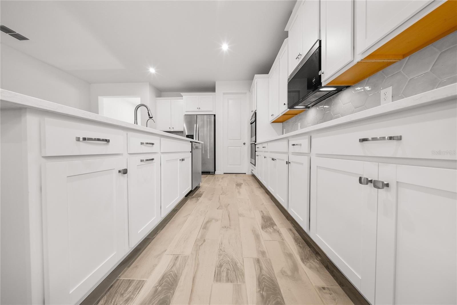 MERIDIAN PARKS - Residential