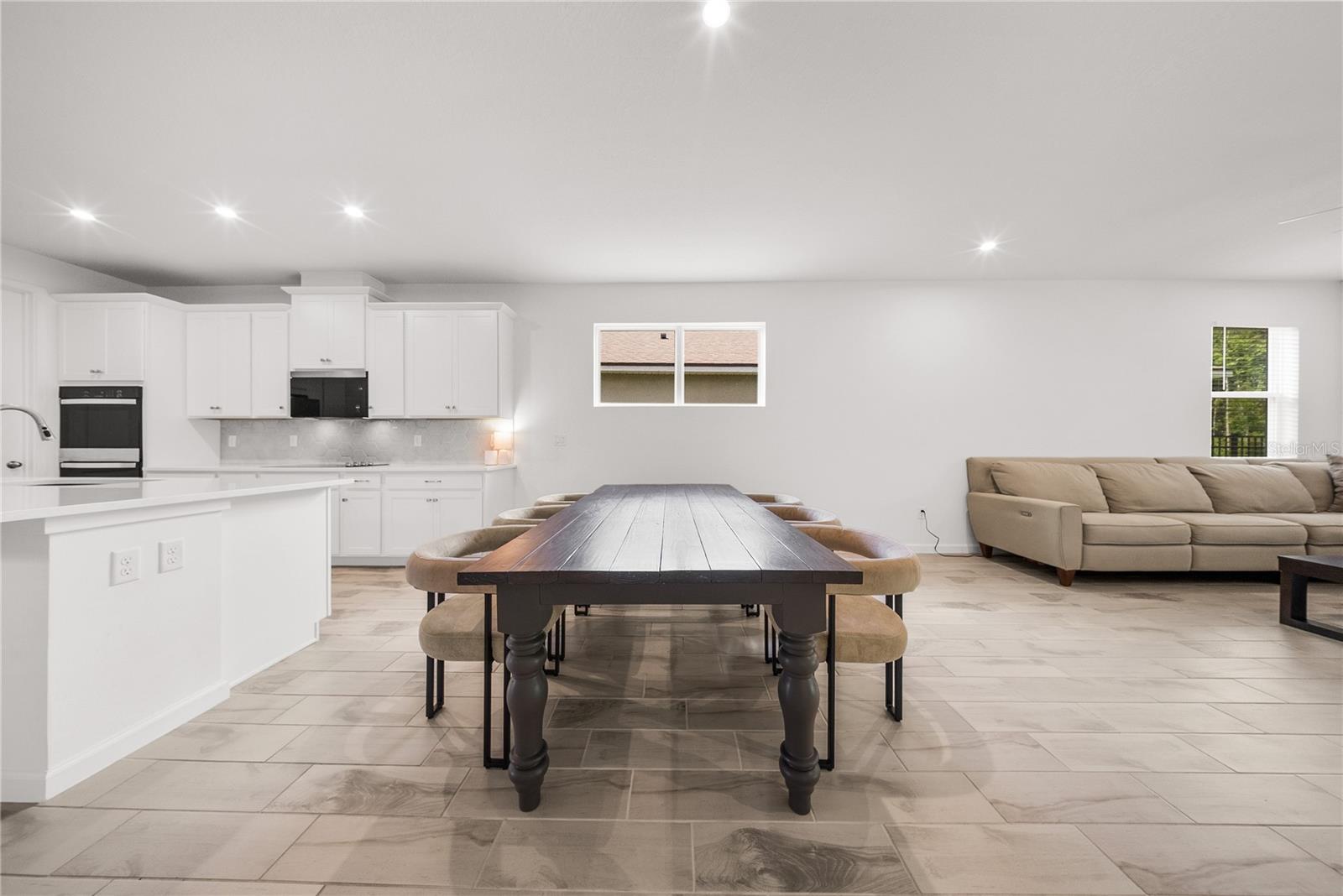 MERIDIAN PARKS - Residential