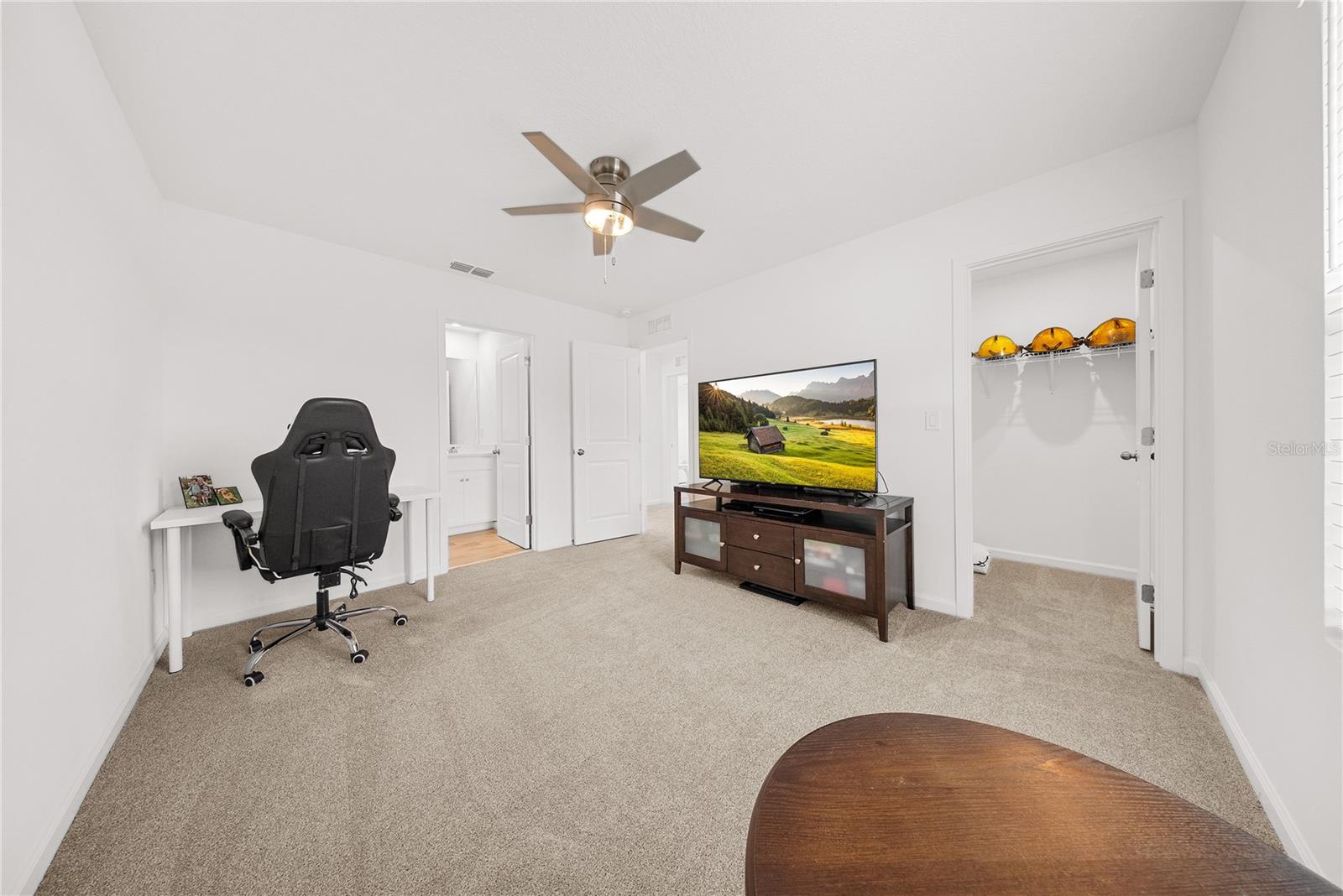 MERIDIAN PARKS - Residential