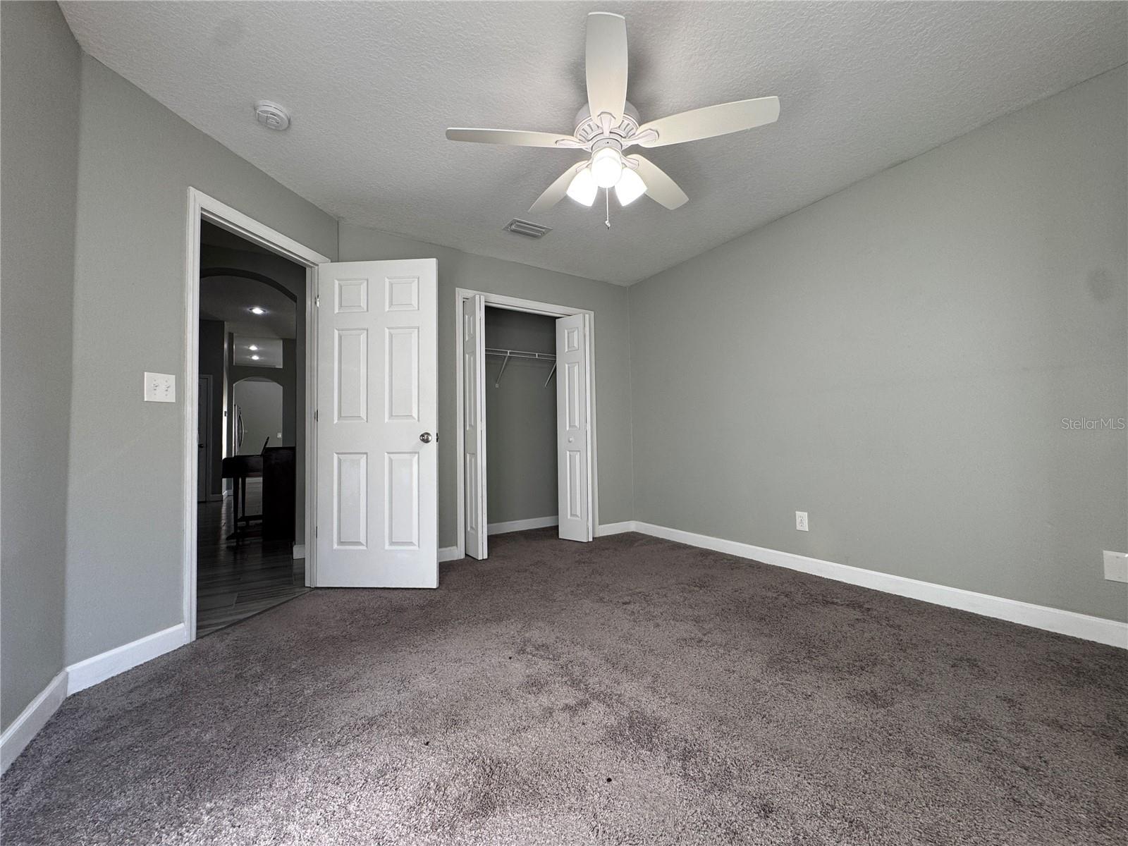 BRENTWOOD HILLS TRCT F UN 2 - Residential Lease