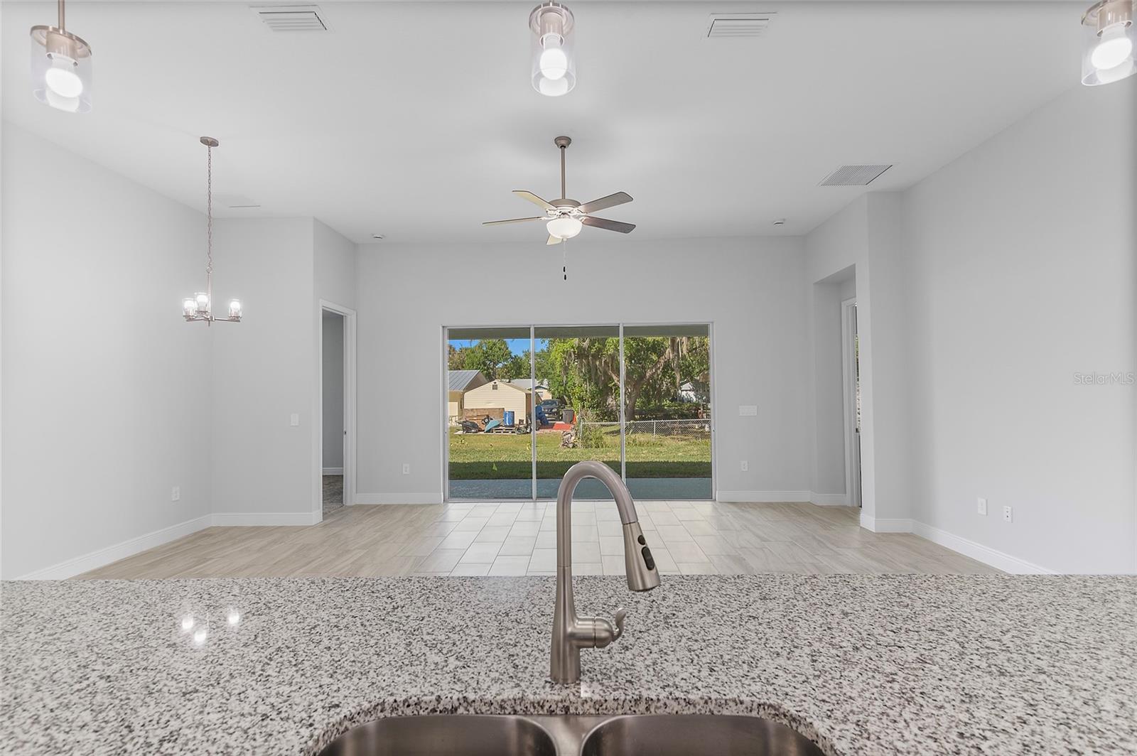 ACREAGE & UNREC - Residential