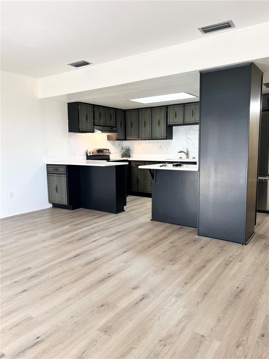 LAKESHORE NORTH CONDO - Residential