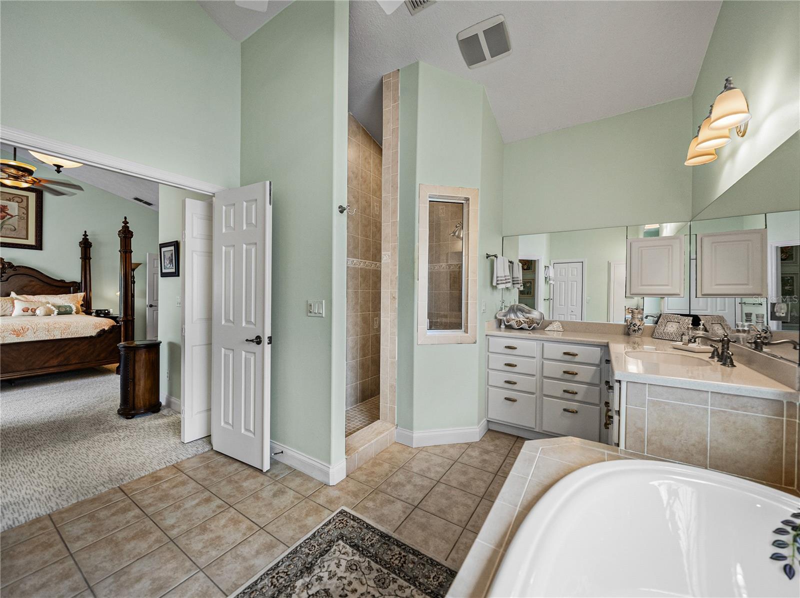 RIVERHAVEN VILLAGE - Residential