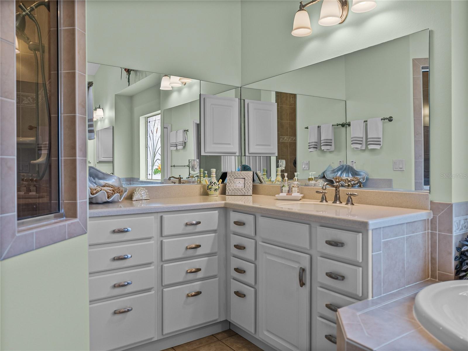 RIVERHAVEN VILLAGE - Residential