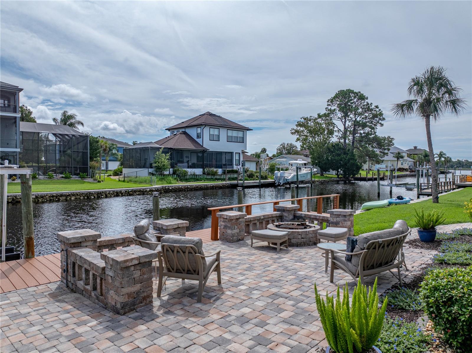 RIVERHAVEN VILLAGE - Residential