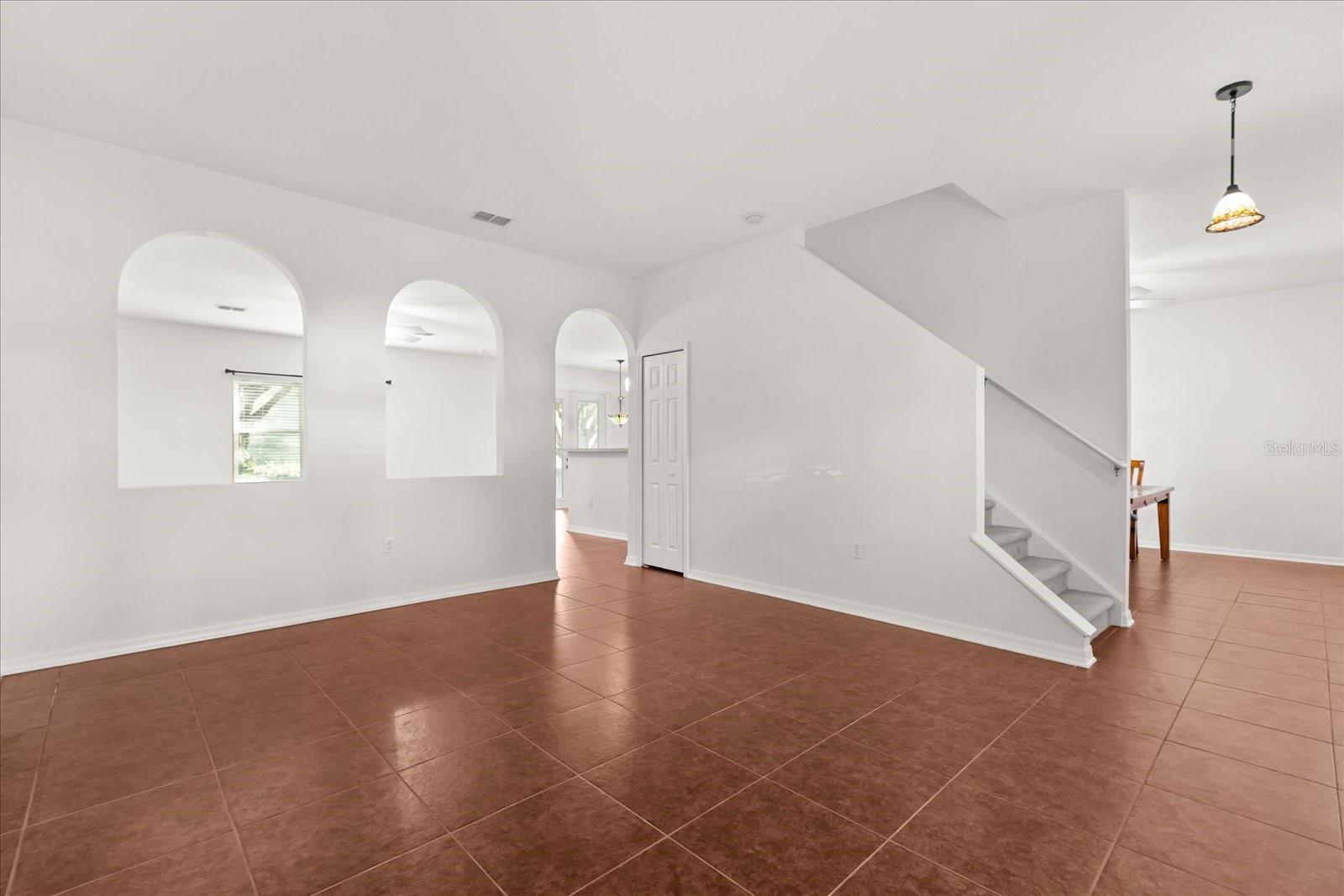 EUSTIS HILLCREST AT LAKE NETTIE - Residential