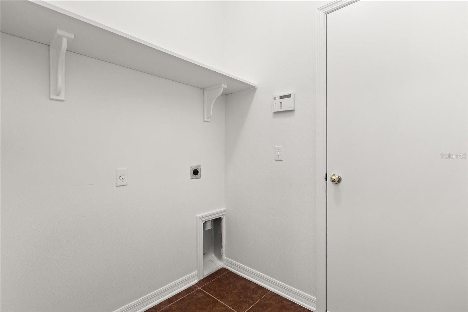 EUSTIS HILLCREST AT LAKE NETTIE - Residential