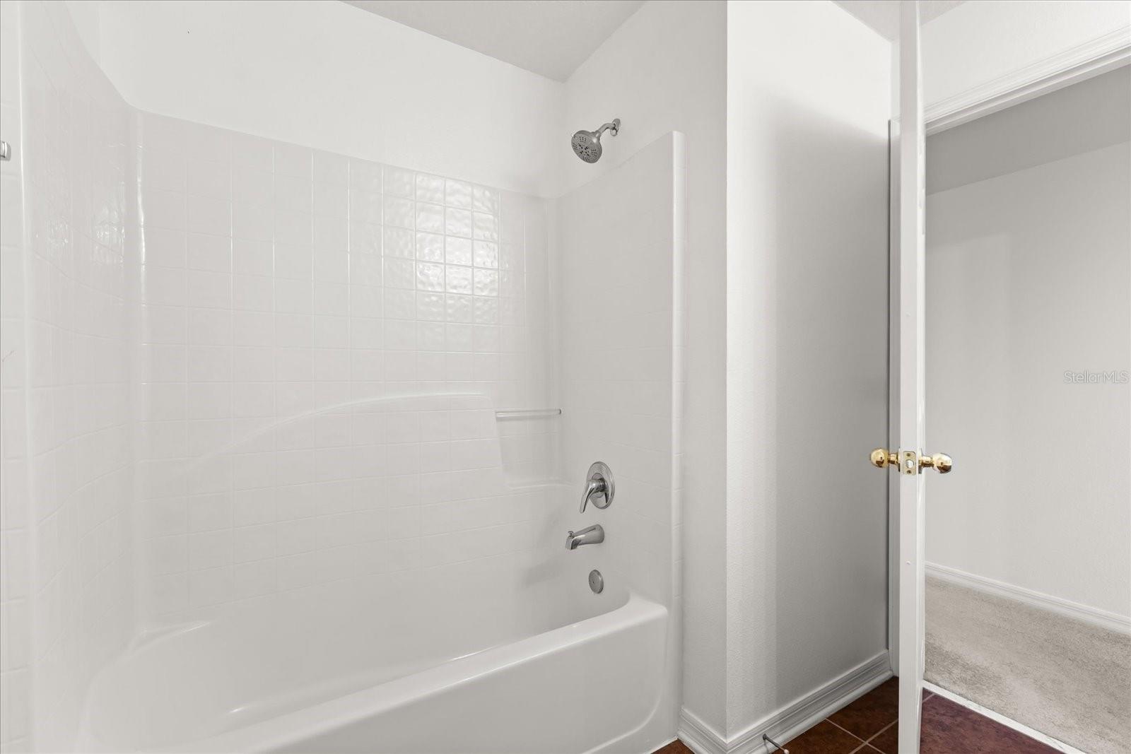 EUSTIS HILLCREST AT LAKE NETTIE - Residential