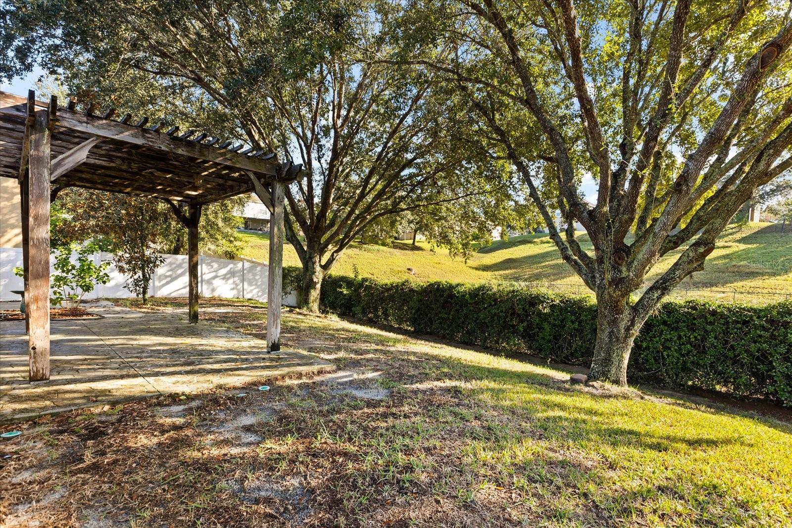 EUSTIS HILLCREST AT LAKE NETTIE - Residential