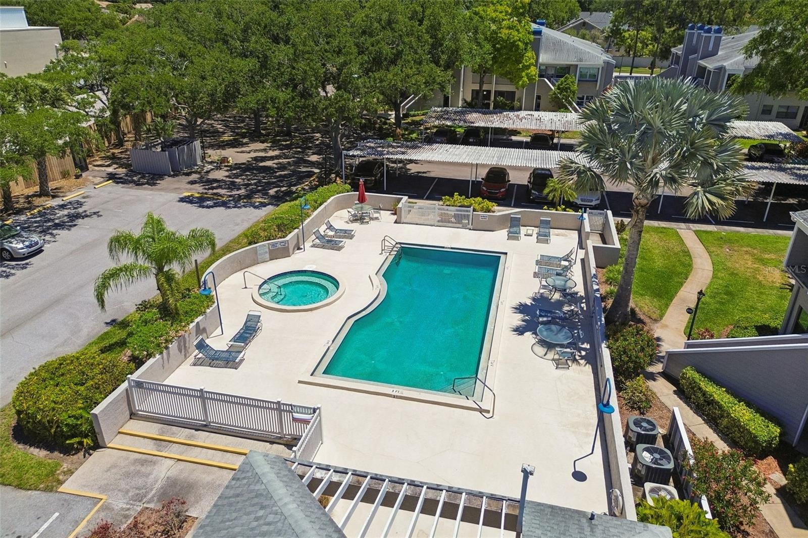 MAIDSTONE CONDO - Residential