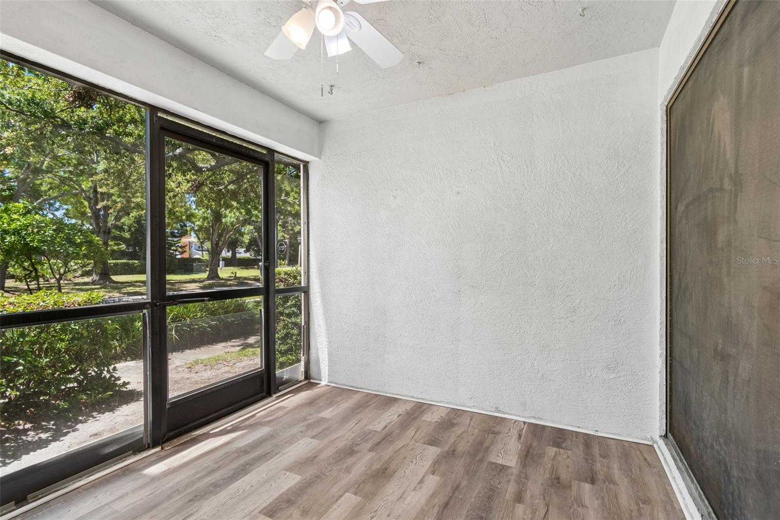 MAIDSTONE CONDO - Residential