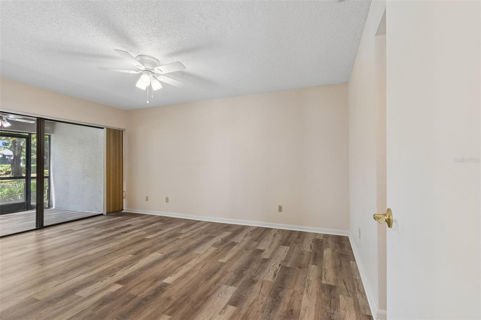 MAIDSTONE CONDO - Residential