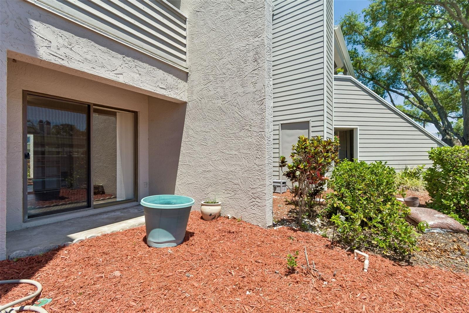 MAIDSTONE CONDO - Residential