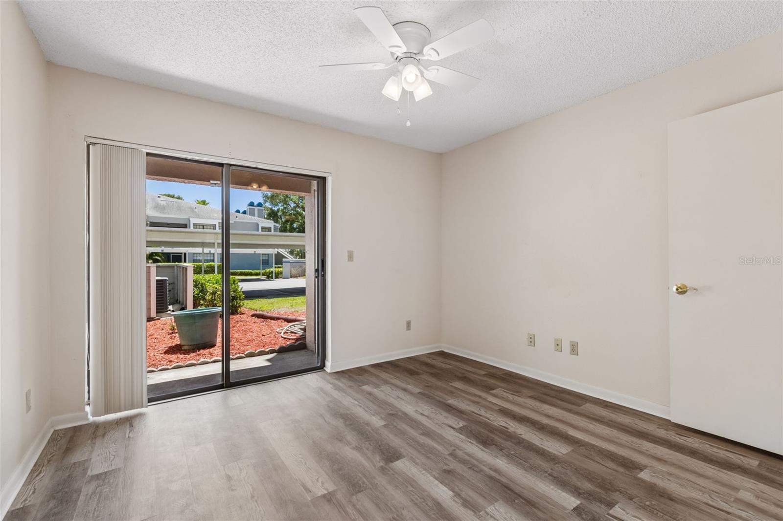 MAIDSTONE CONDO - Residential