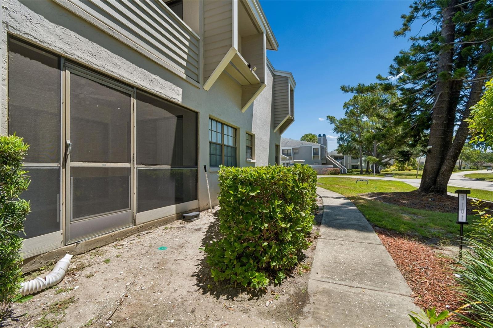 MAIDSTONE CONDO - Residential