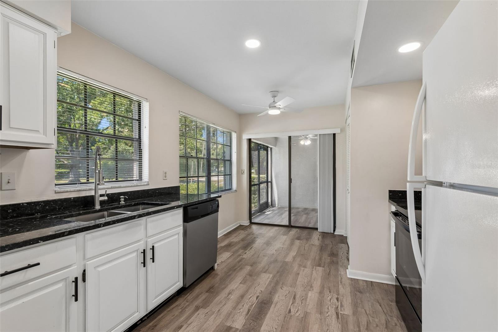 MAIDSTONE CONDO - Residential