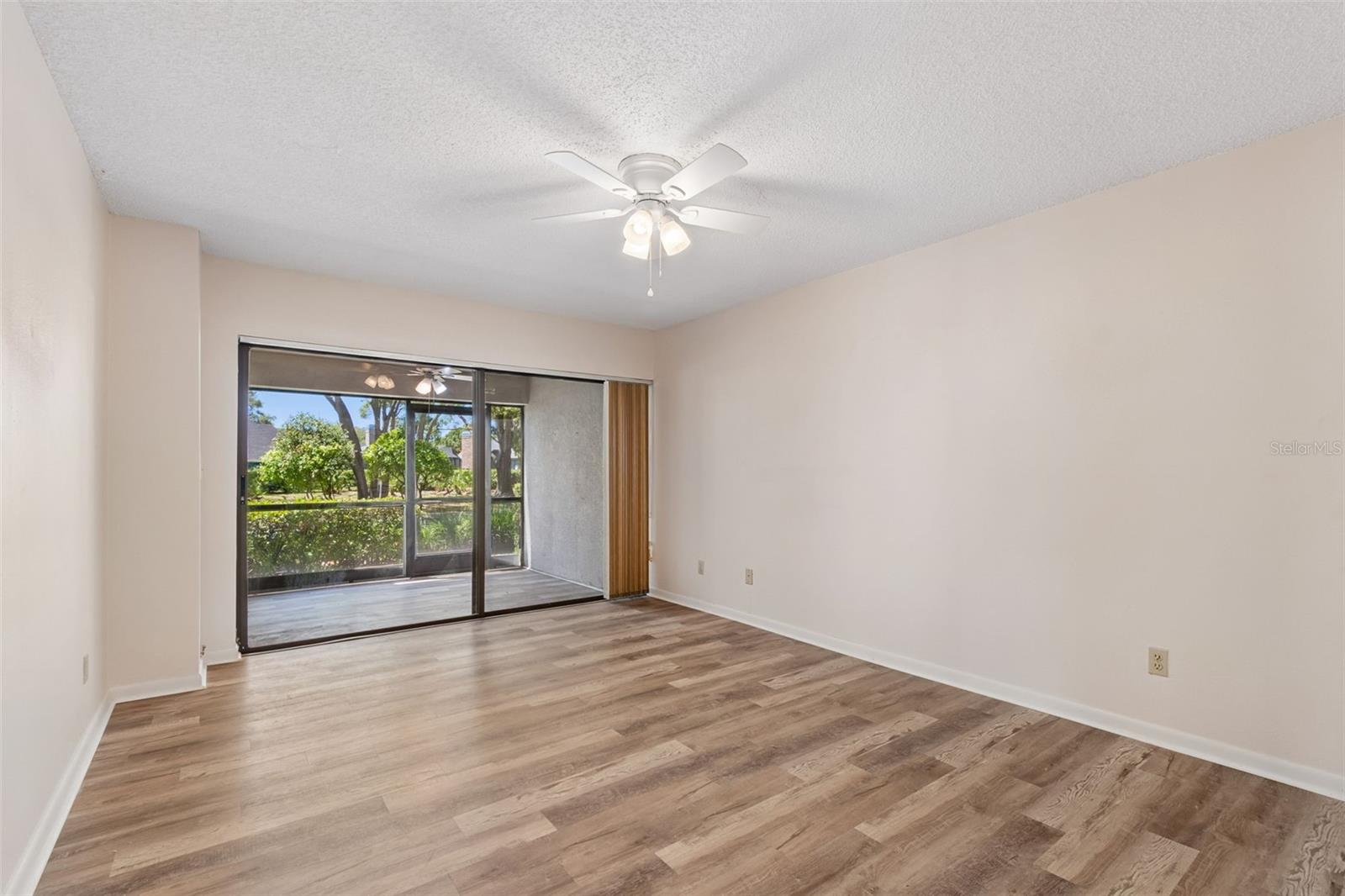 MAIDSTONE CONDO - Residential
