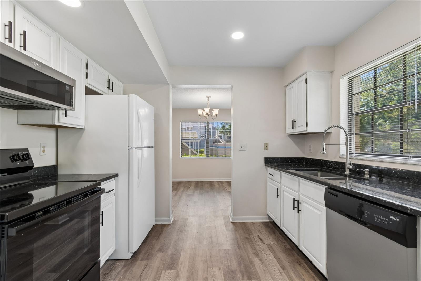 MAIDSTONE CONDO - Residential