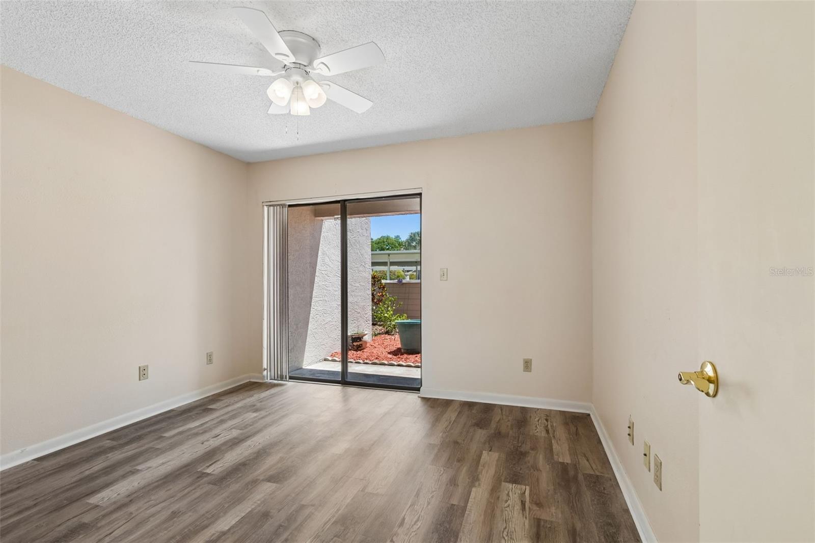 MAIDSTONE CONDO - Residential