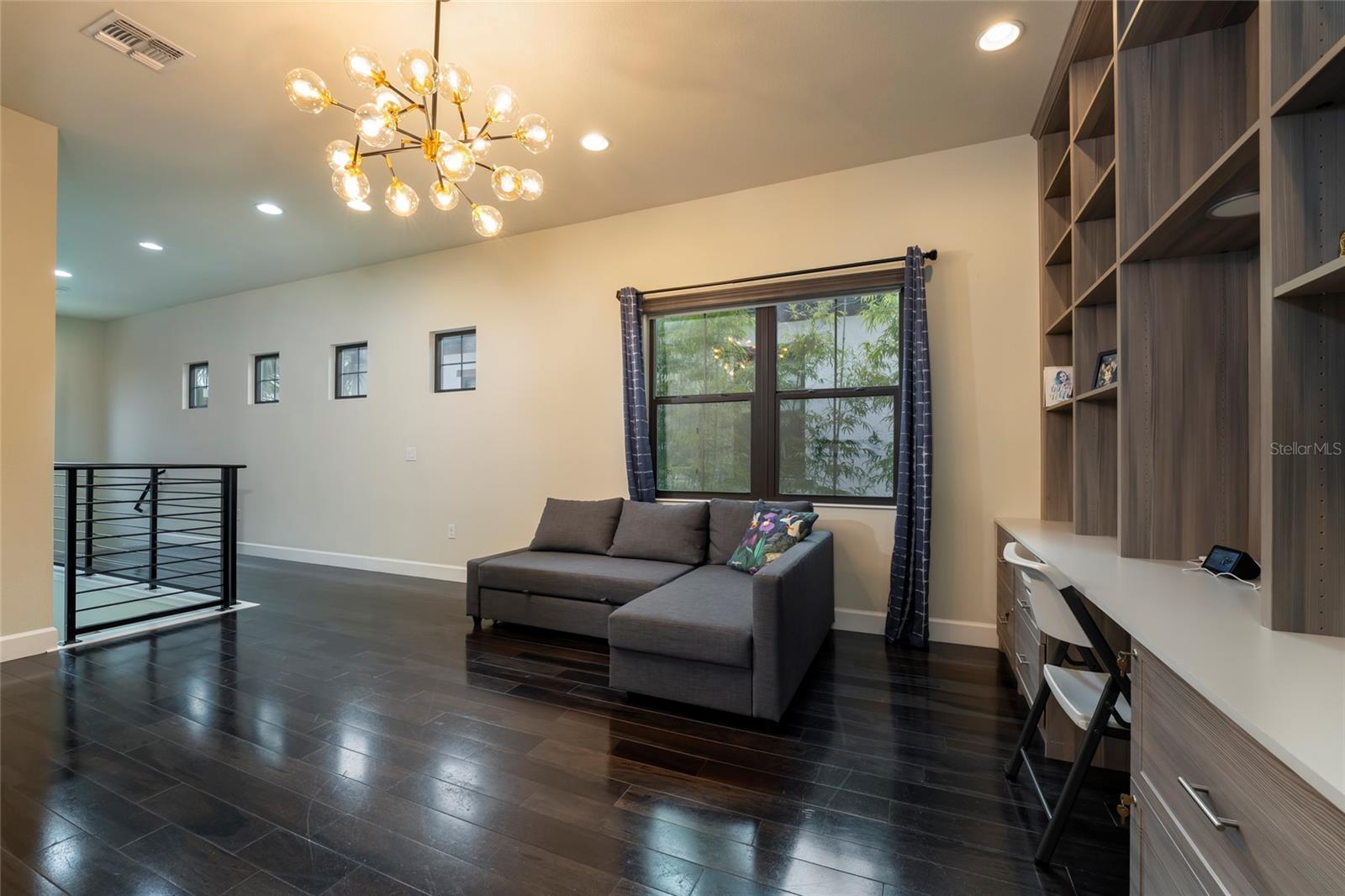 DELLAGIO - Residential Lease