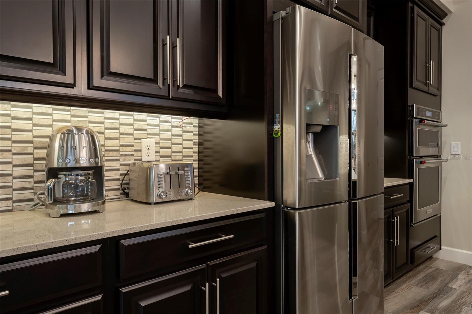 DELLAGIO - Residential Lease