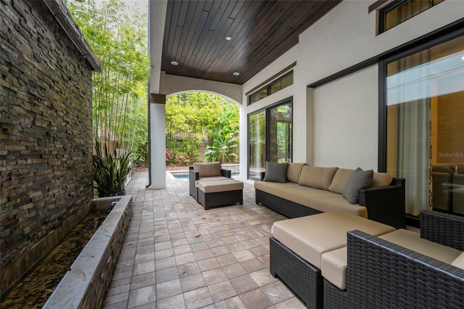 DELLAGIO - Residential Lease