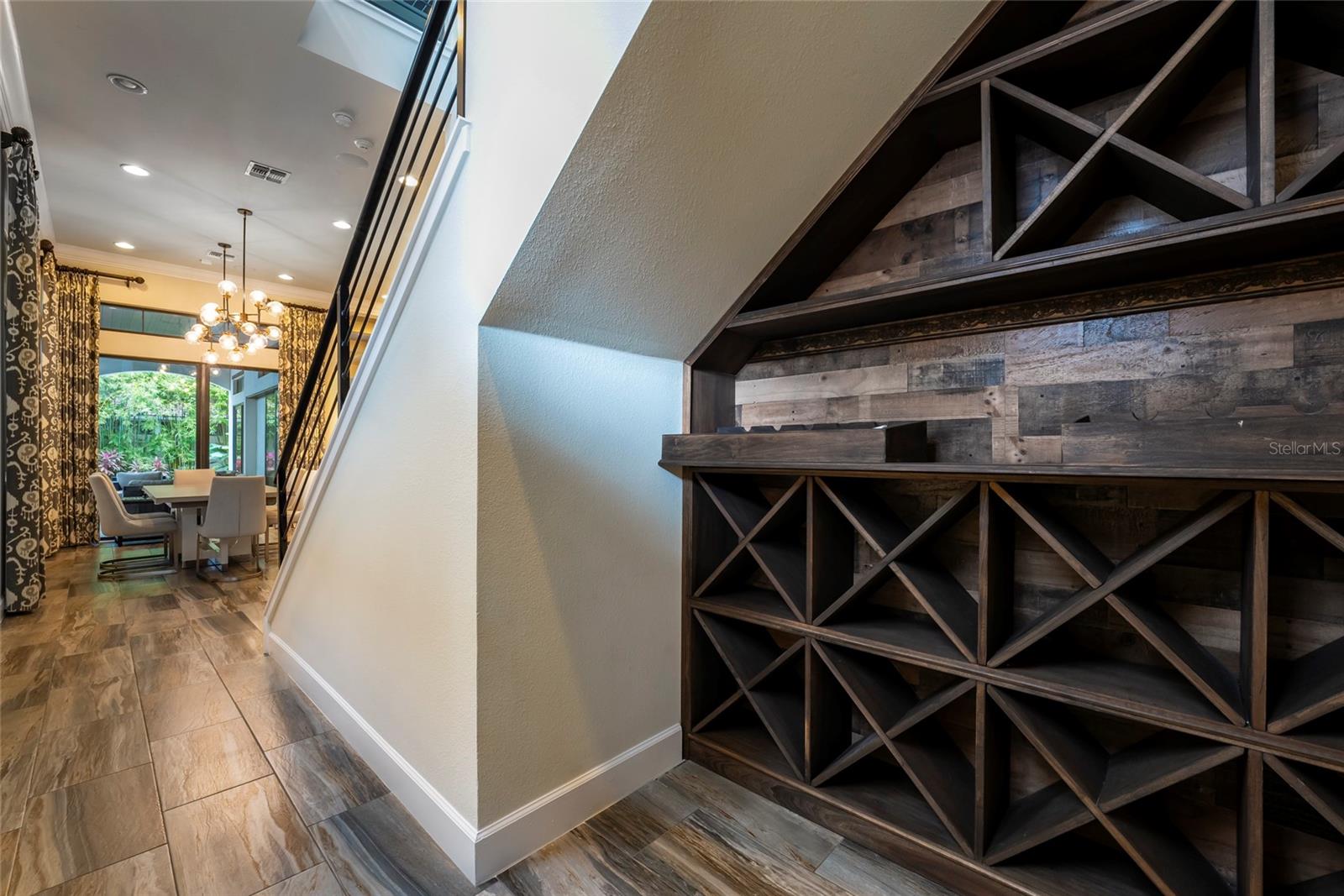 DELLAGIO - Residential Lease