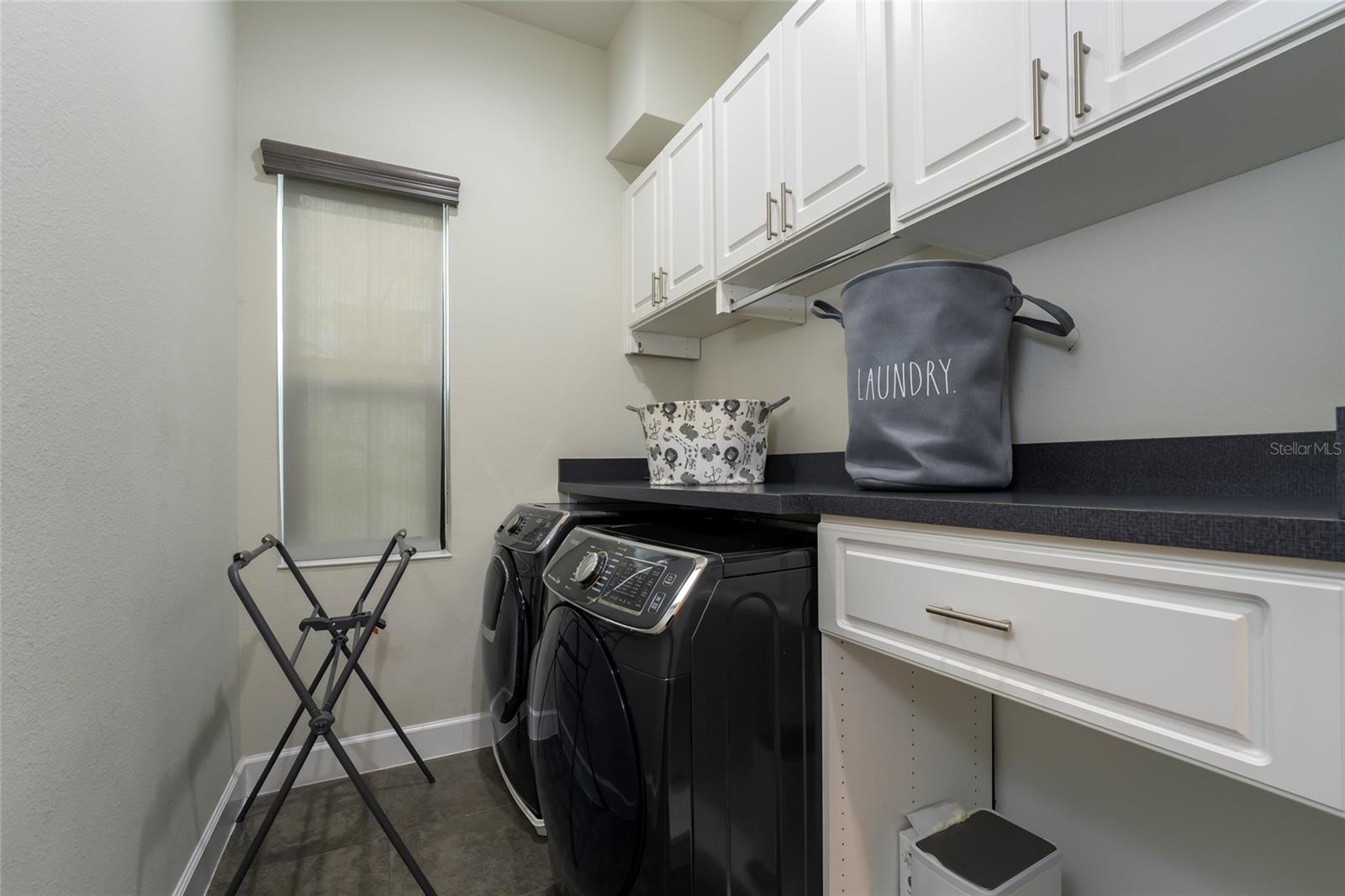 DELLAGIO - Residential Lease