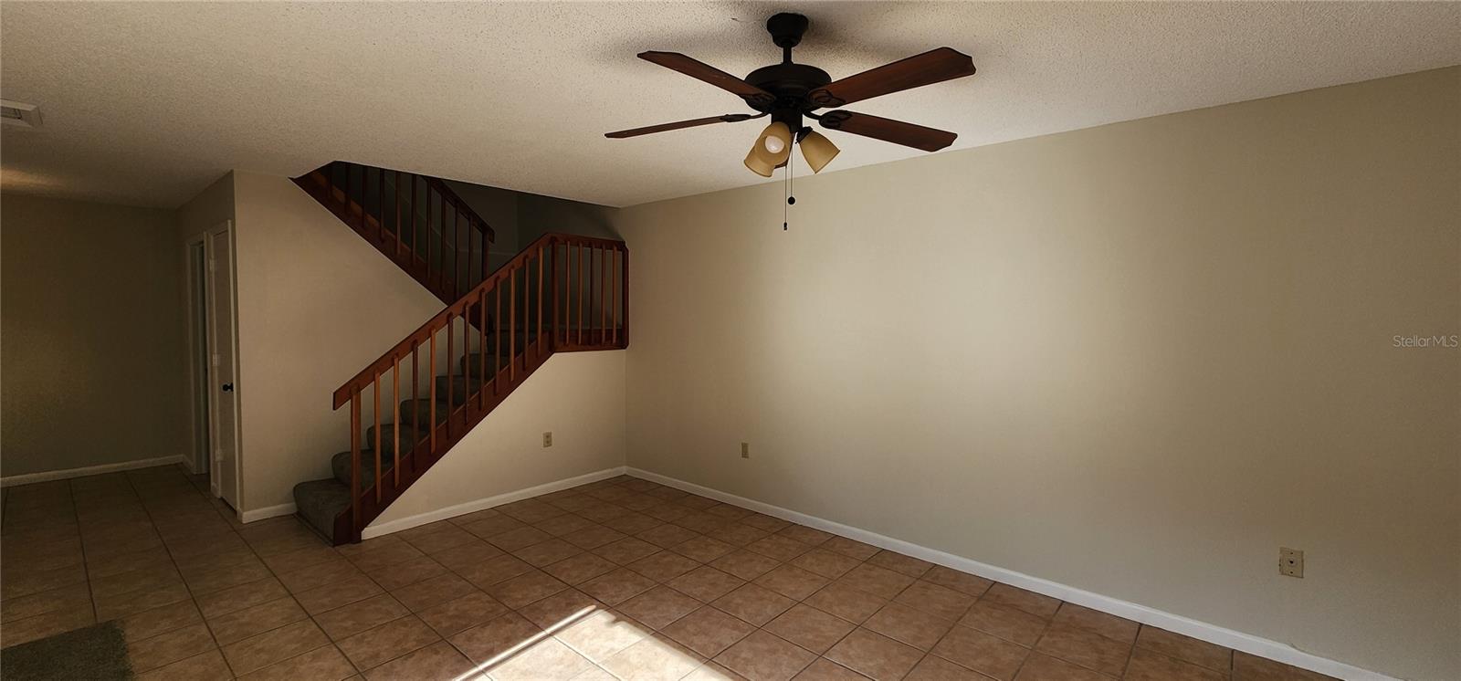 2702 5TH COURT