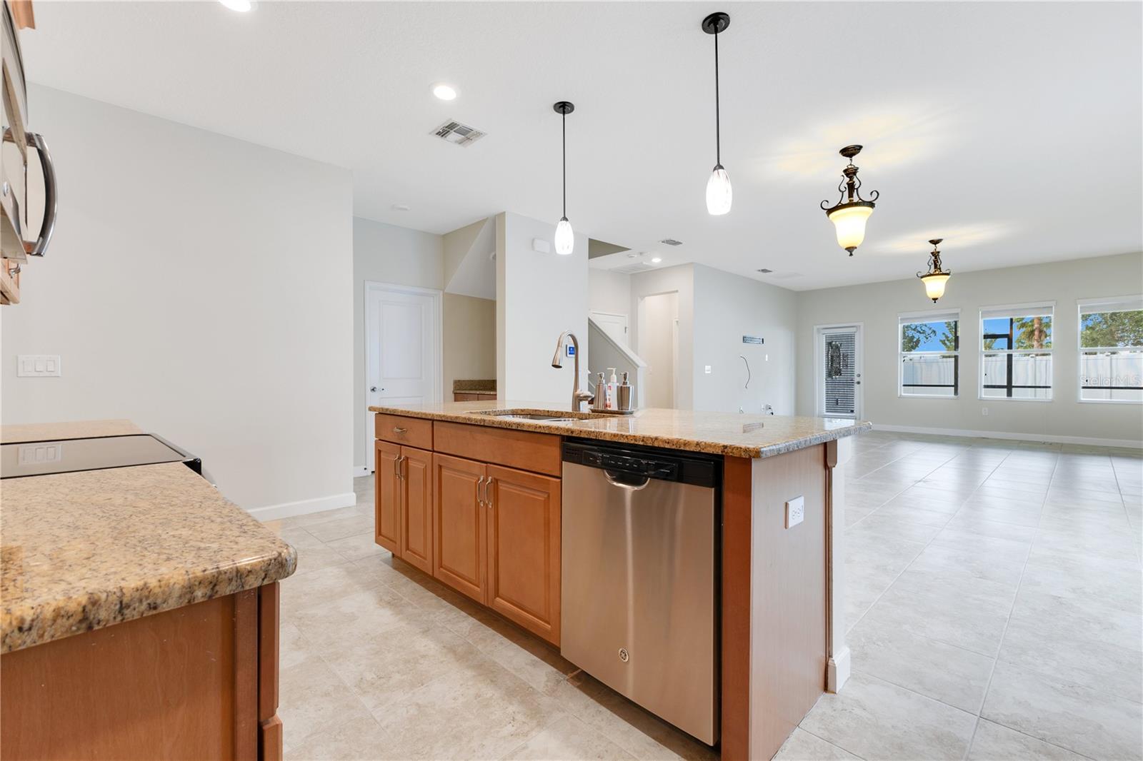 3074 WHITE HORSE COURT