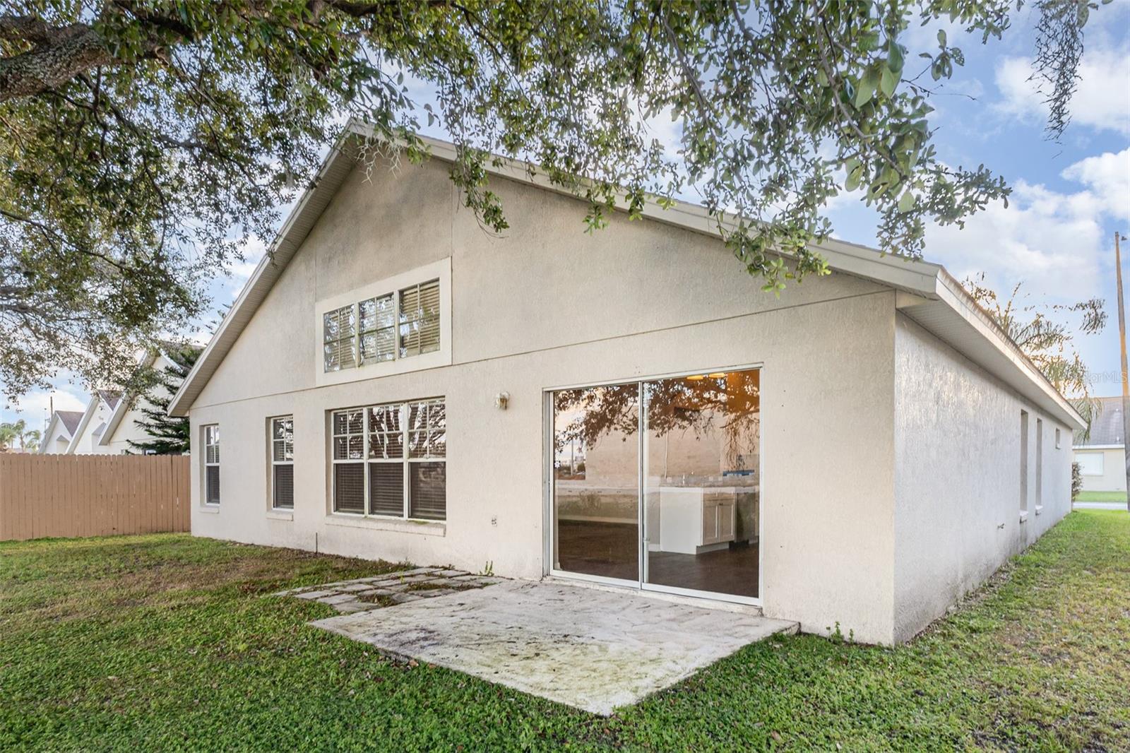 SILVER PALMS PB 118 PGS 7 & 8 LOT 4 - Residential
