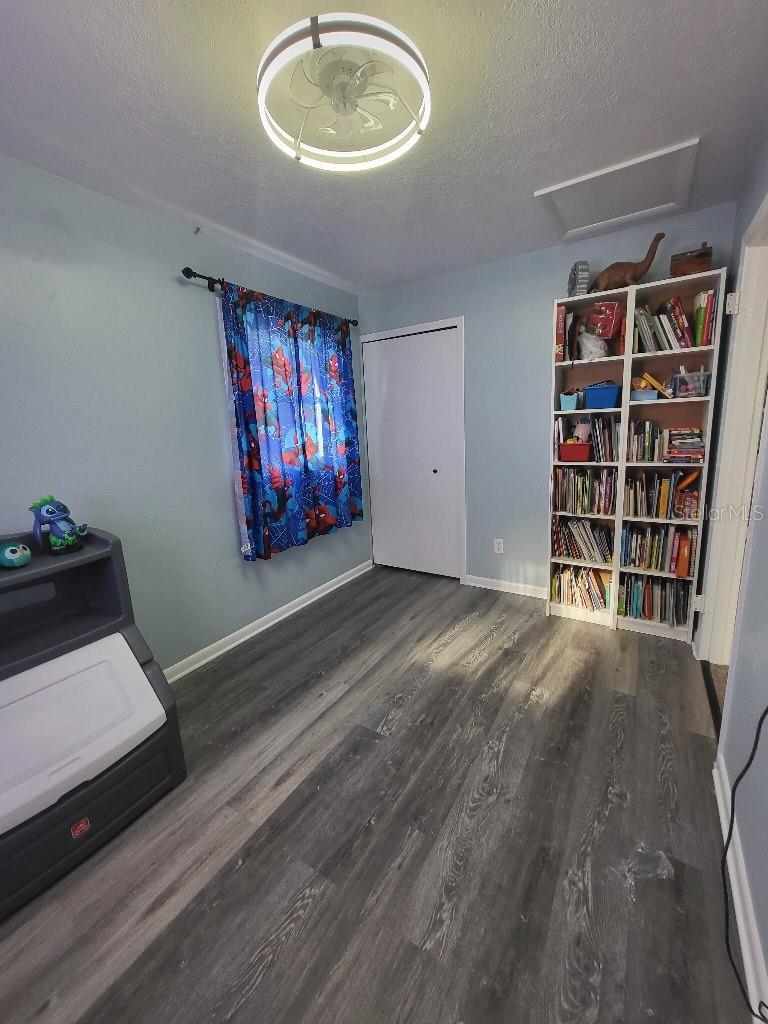 GOLDEN ISLE - Residential