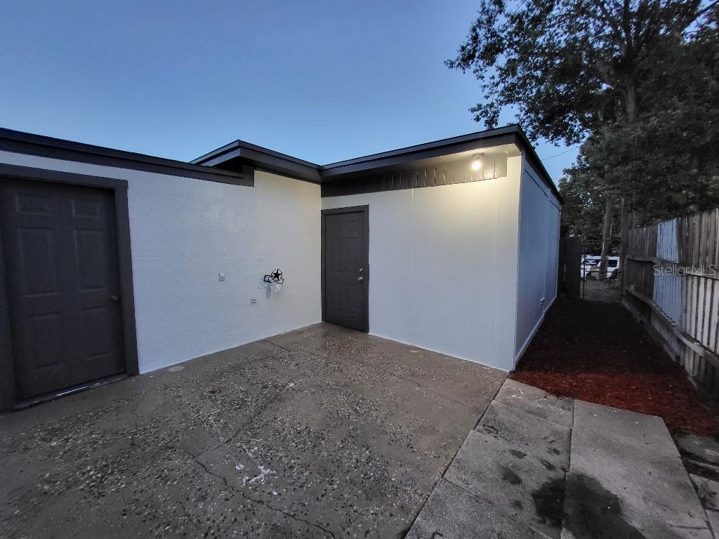 GOLDEN ISLE - Residential