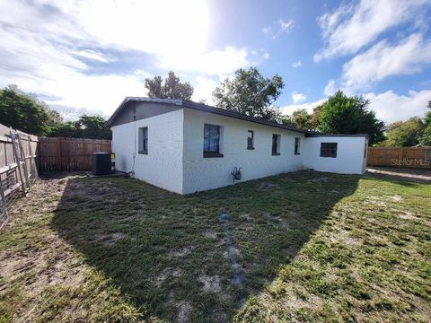 Tiny photo for 995 Emerald Drive, Mount Dora, FL 32757 (MLS # TB8481533)