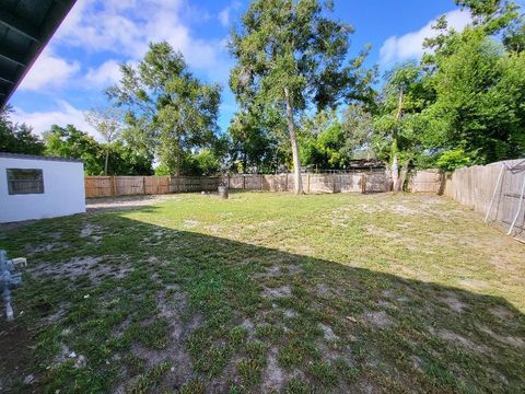 Tiny photo for 995 Emerald Drive, Mount Dora, FL 32757 (MLS # TB8481533)