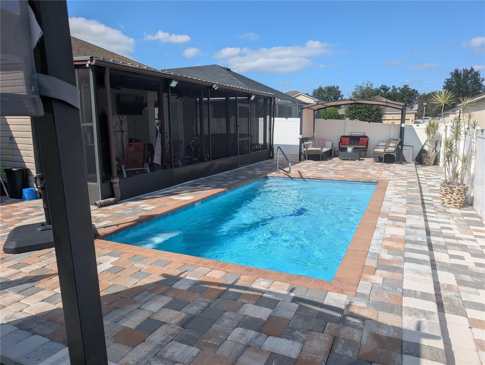 STONEWOOD XINGS PH 2 - Residential