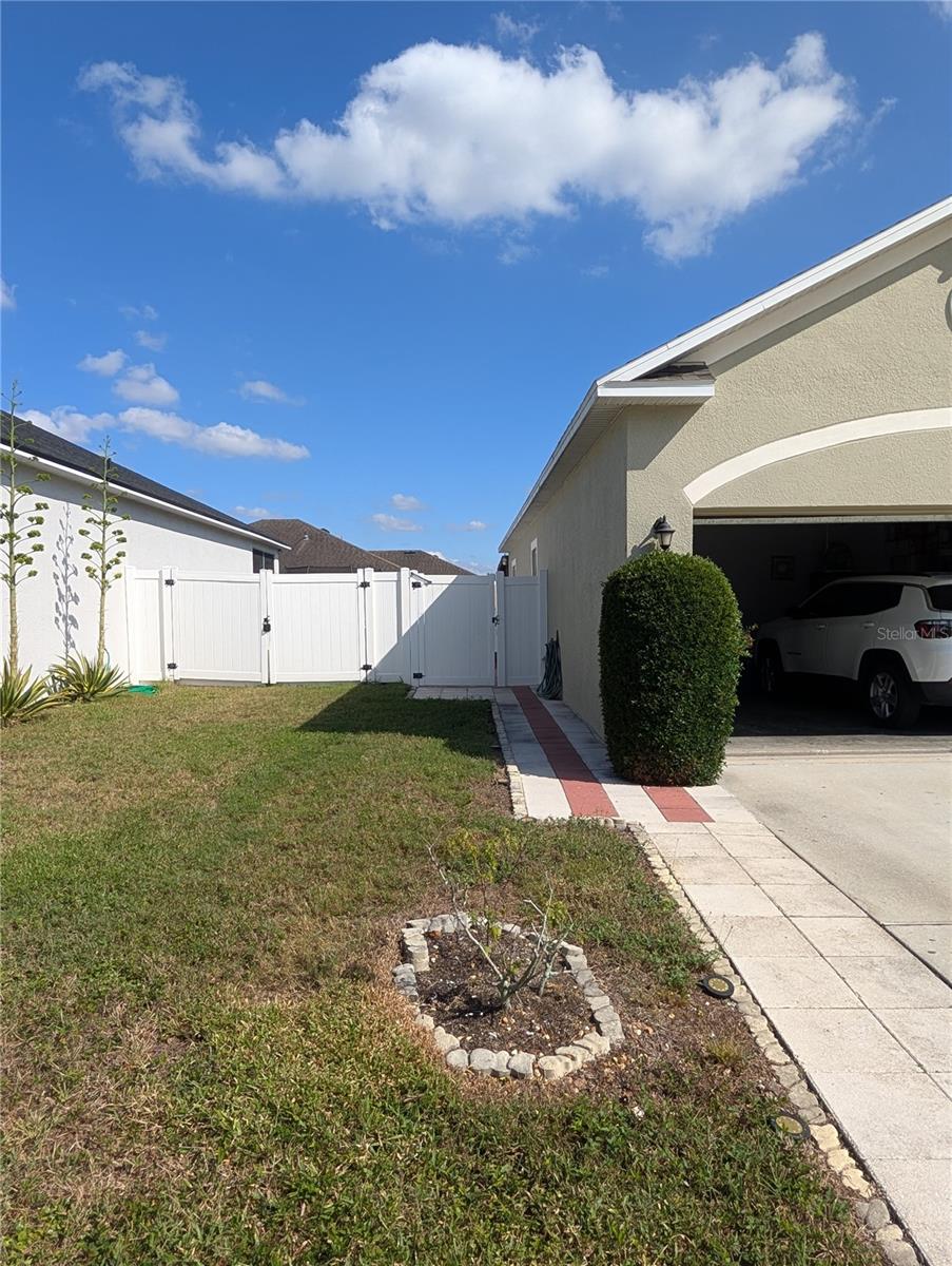 STONEWOOD XINGS PH 2 - Residential