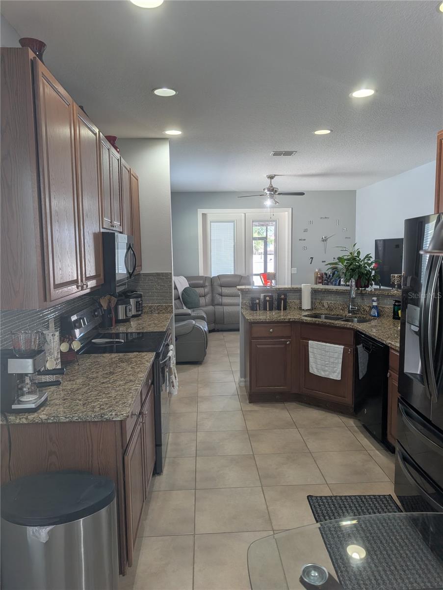 STONEWOOD XINGS PH 2 - Residential