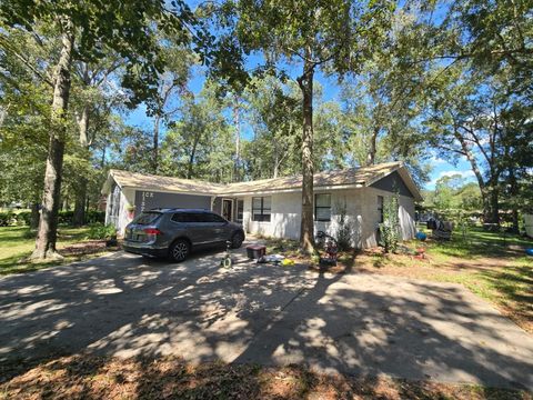 A home in LAKE CITY