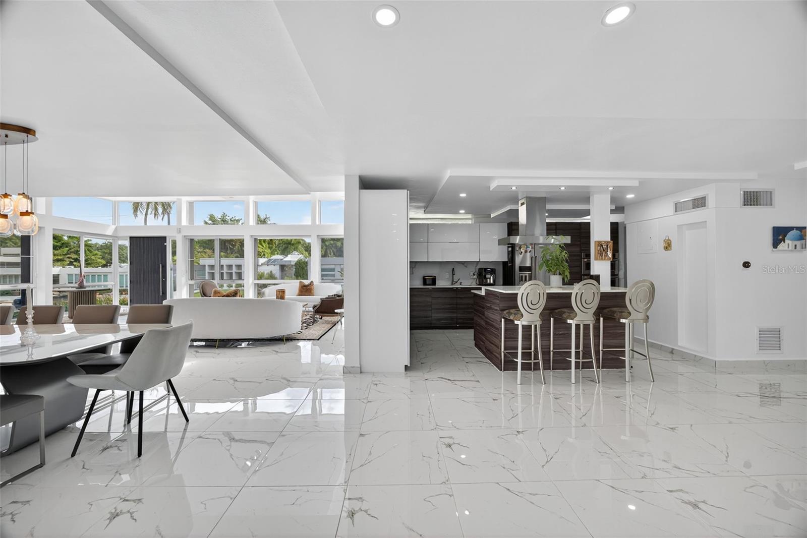 GARDEN HILLS SUR - Residential