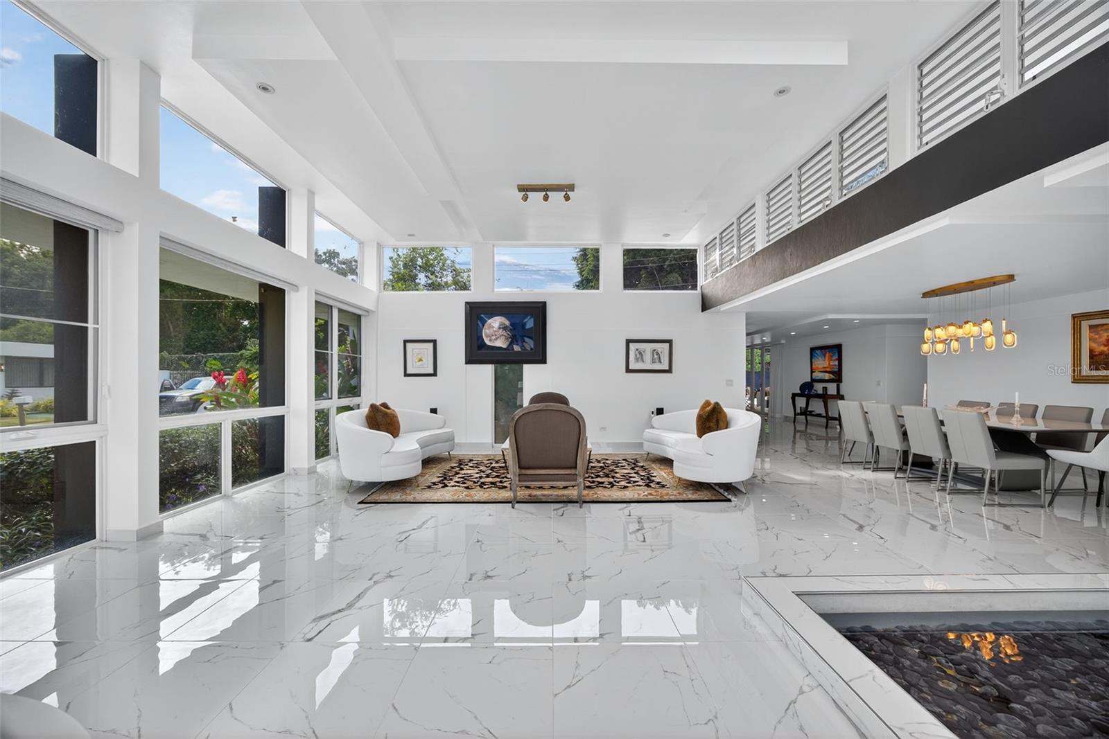 GARDEN HILLS SUR - Residential