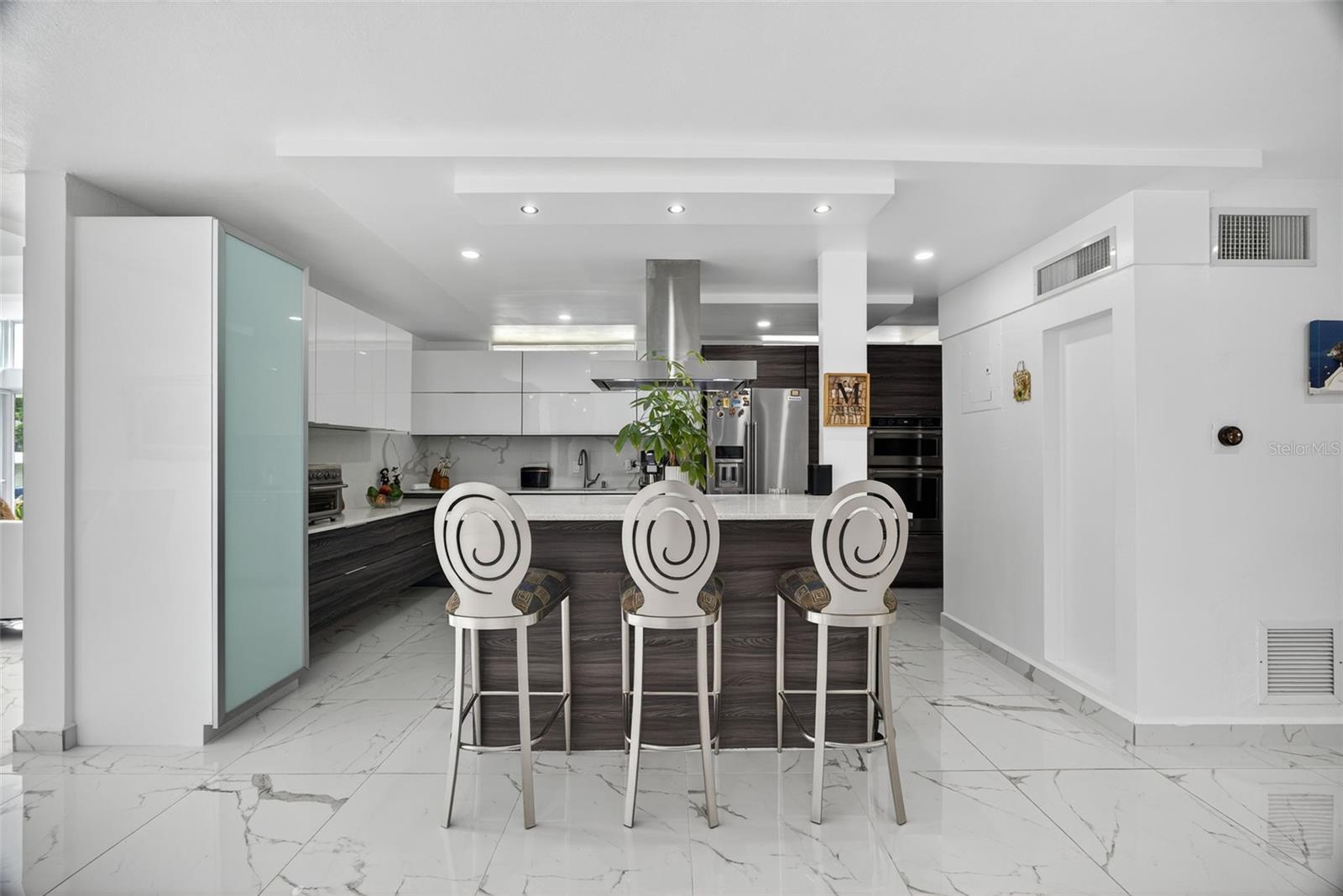 GARDEN HILLS SUR - Residential